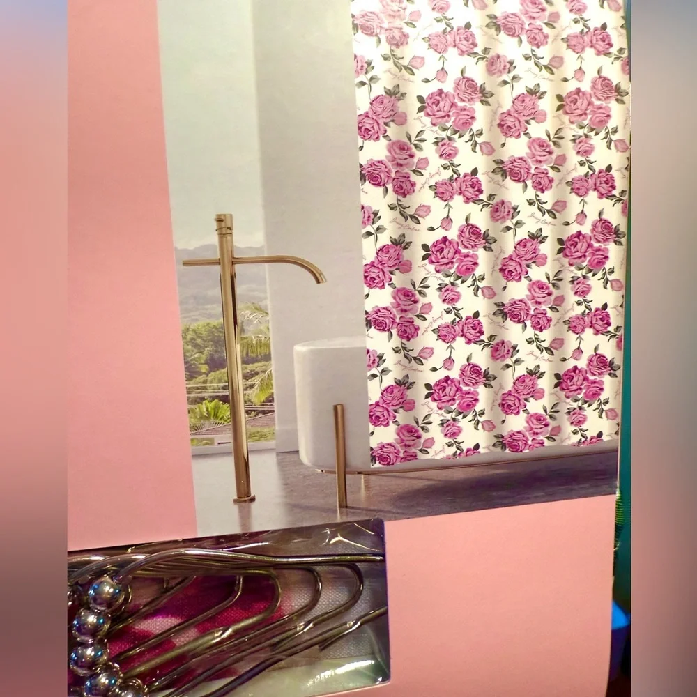 Juicy Couture Los Angeles NWT Beautiful Pink Rose Floral Shower Curtain & Hooks